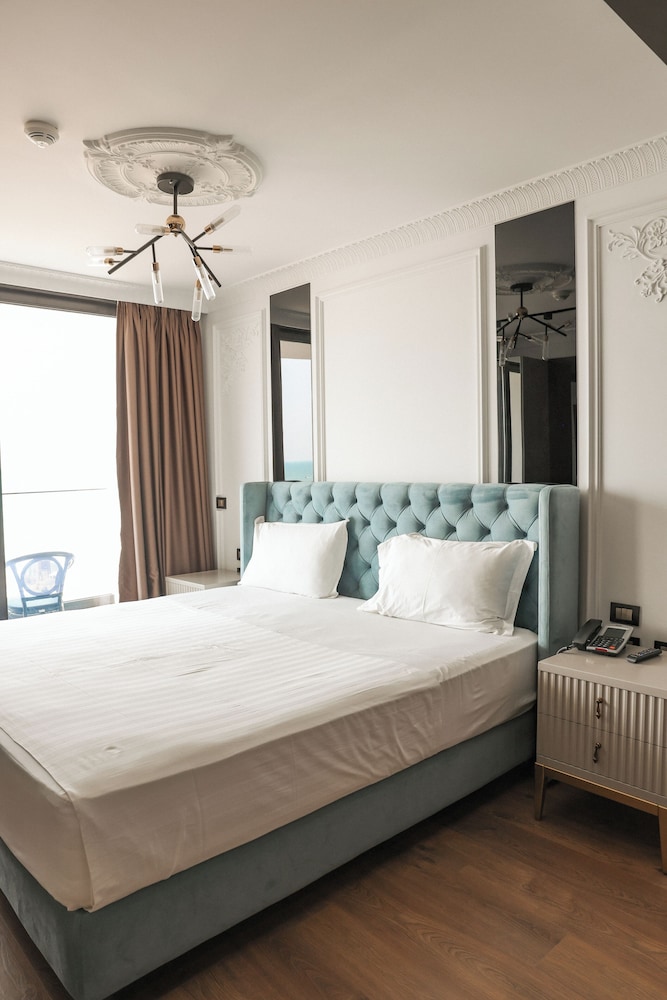Premium Luxury Finese 19/50