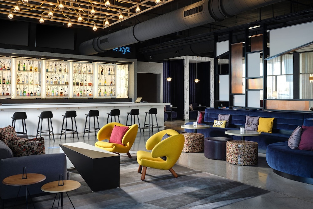 Aloft Knoxville West 55/59