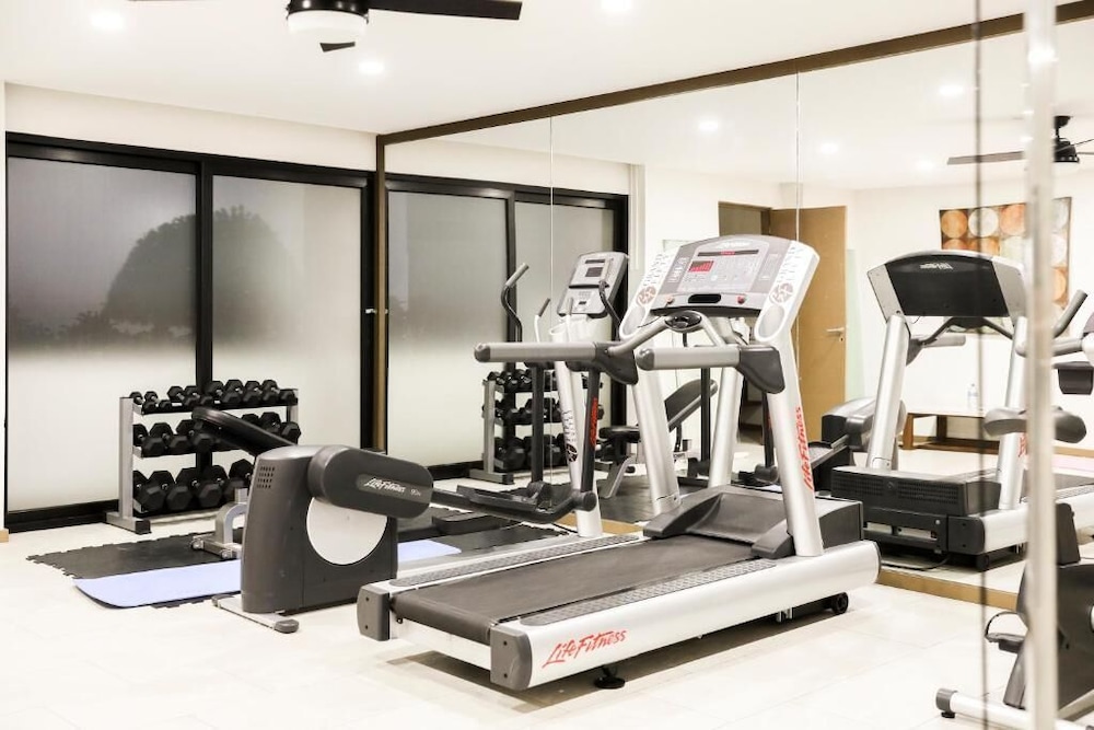 Grand Fifty Suites 40/65