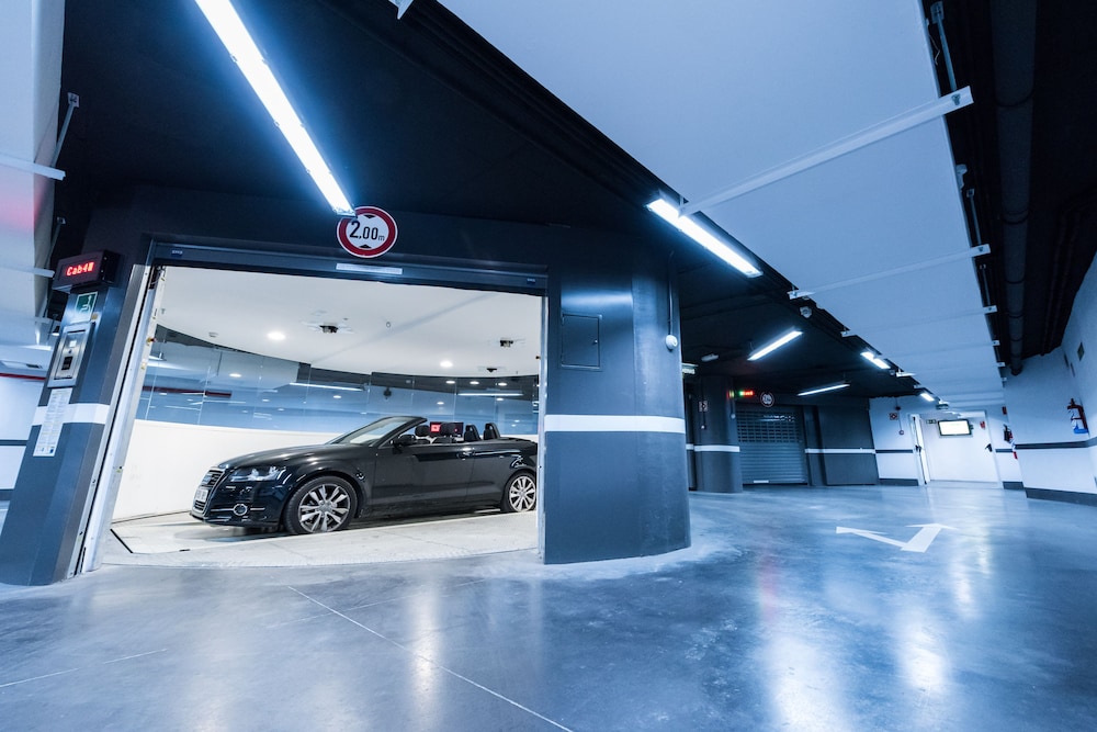 SmartRental Collection Gran Via Centric II 43/57