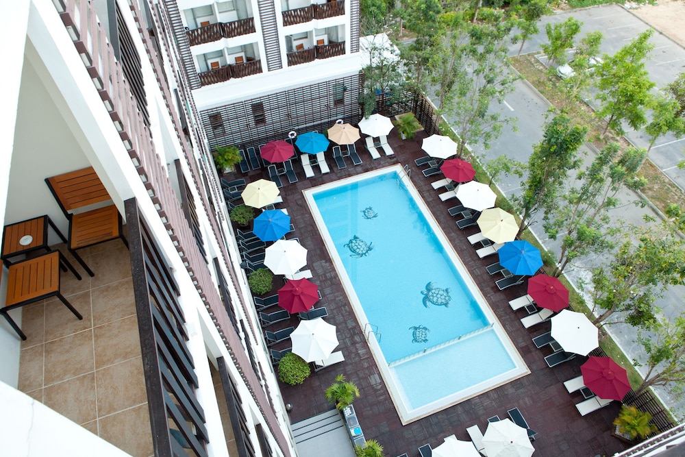 ibis Pattaya 8/65