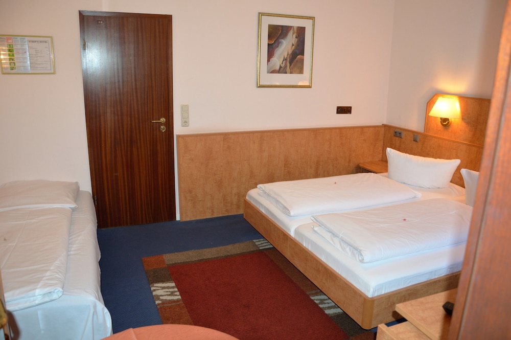 Steen S Hotel 9/36