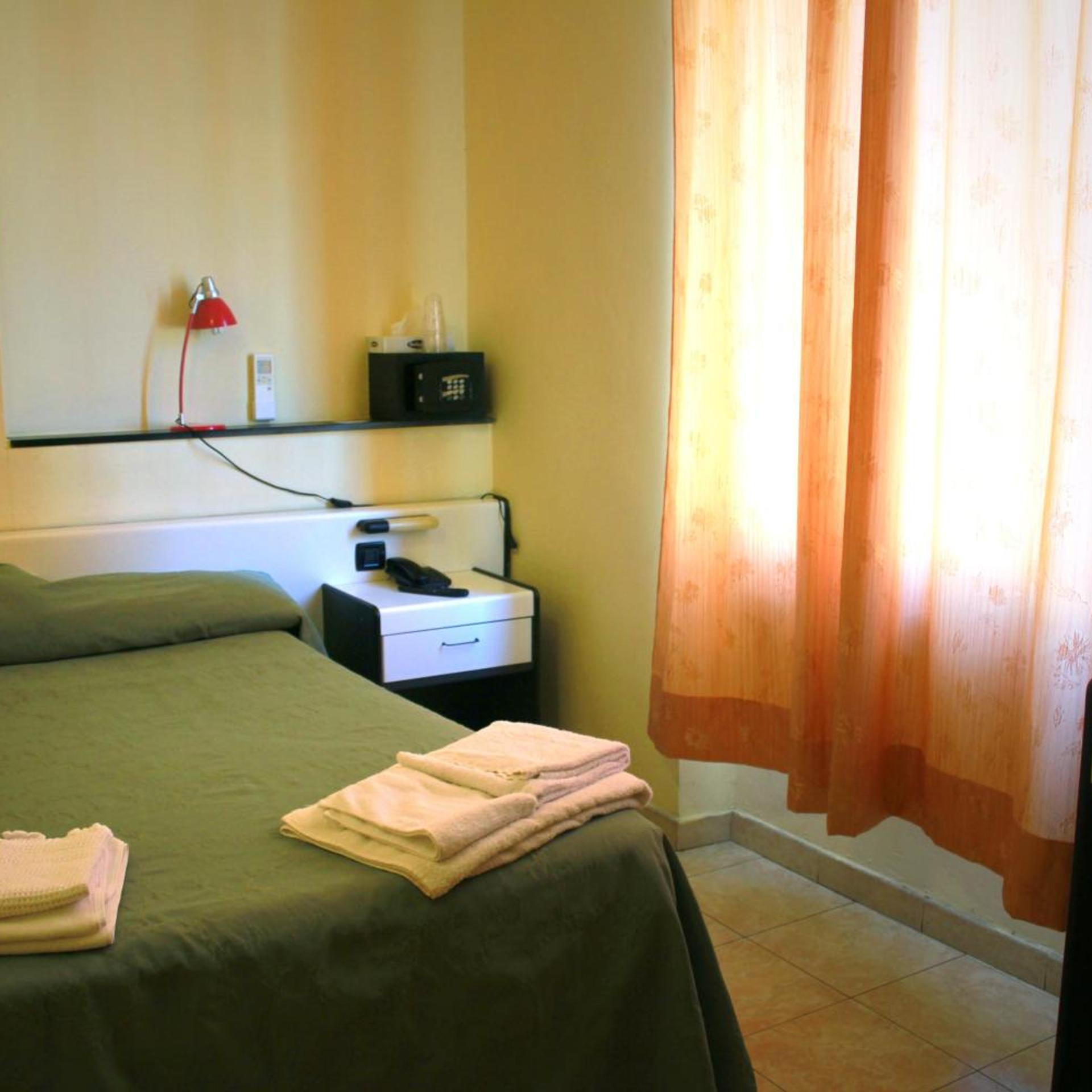Hotel Mary 8/39