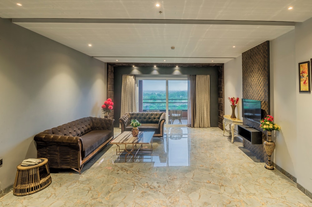 Saya Grand Resort By Treat Thane 28/50