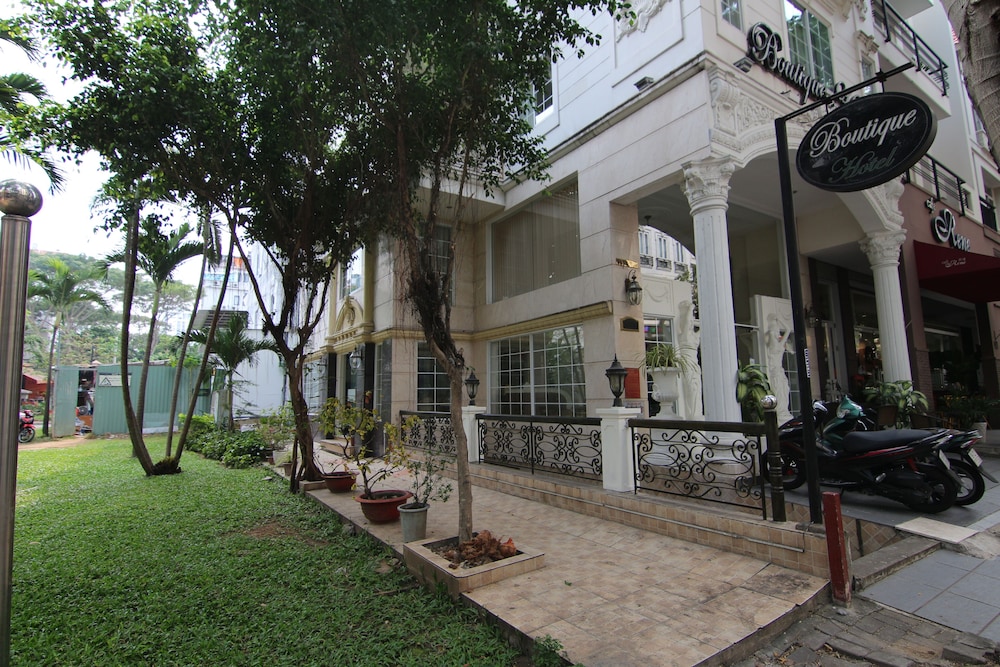 Boutique Garden Hotel 35/39
