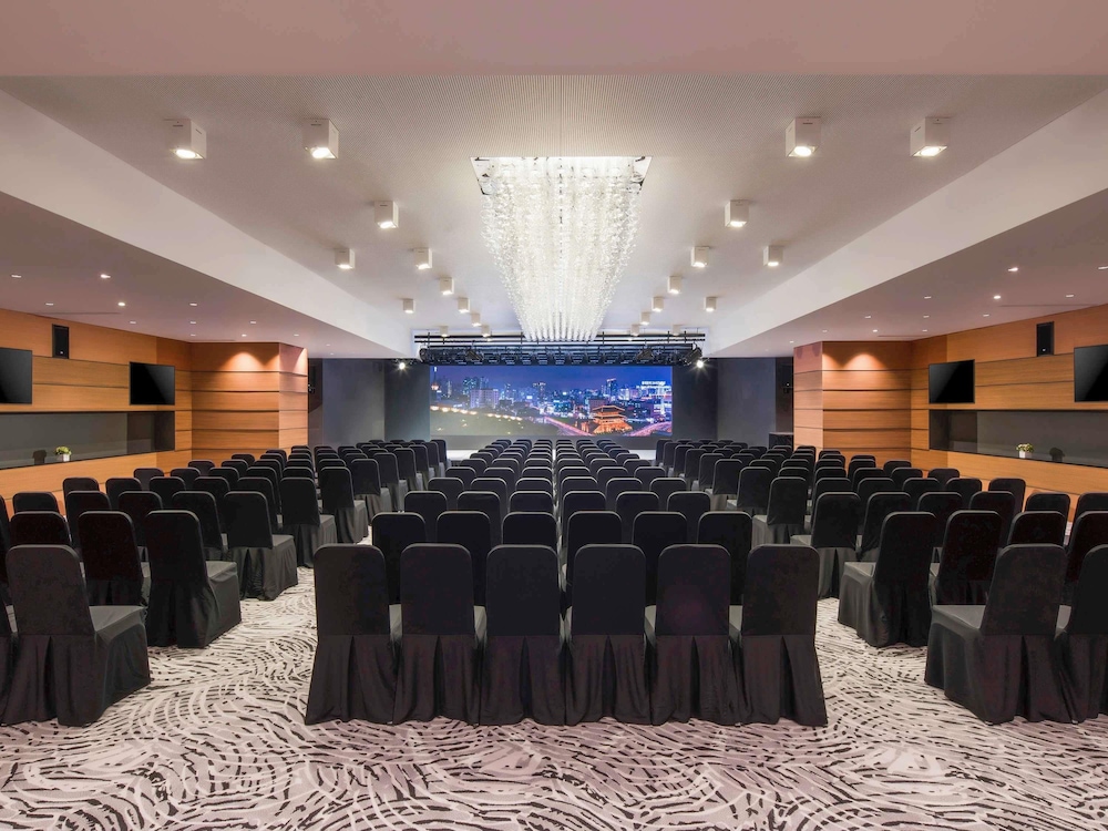 Novotel Ambassador Seoul Dongdaemun Hotels and Residences 64/75