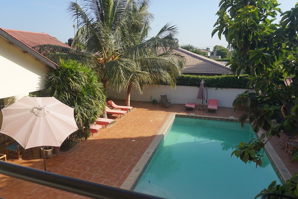 Bed And Breakfast Villa Calliandra 45/50