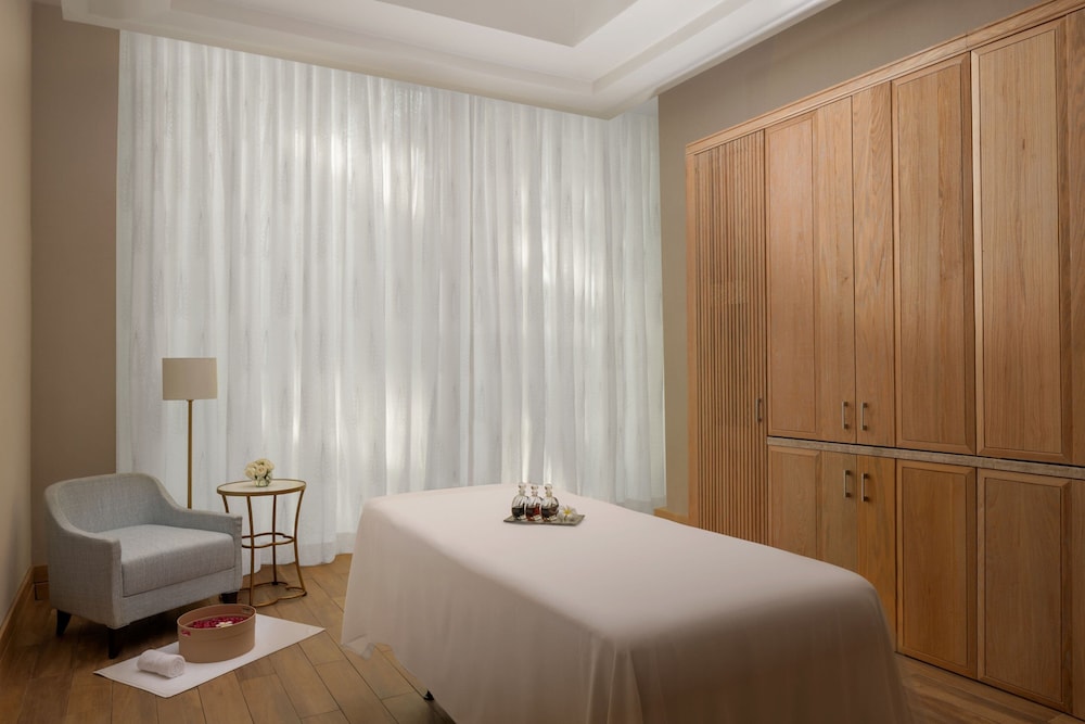 ITC Ratnadipa, a Luxury Collection Hotel, Colombo 45/81