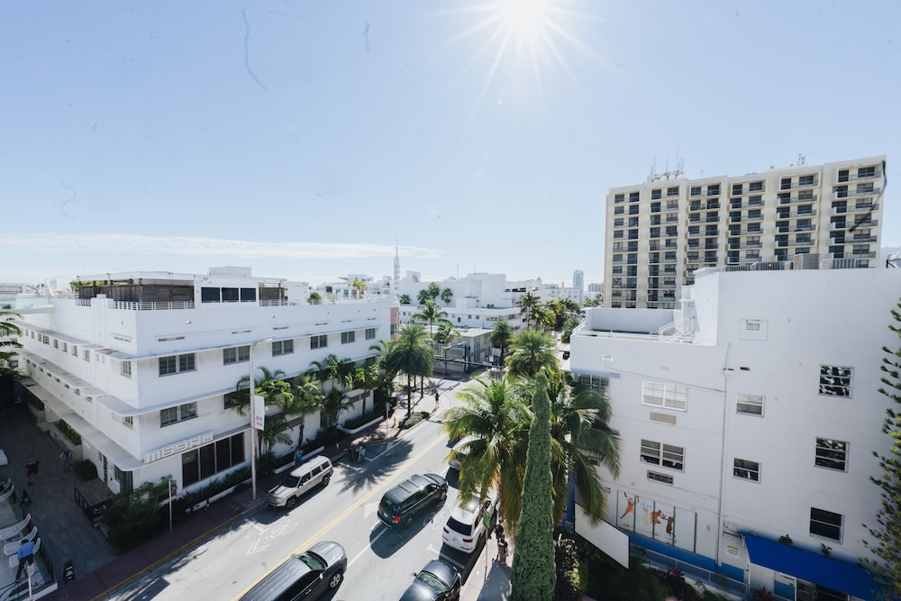 Viajero Miami - Adults Only 4/73