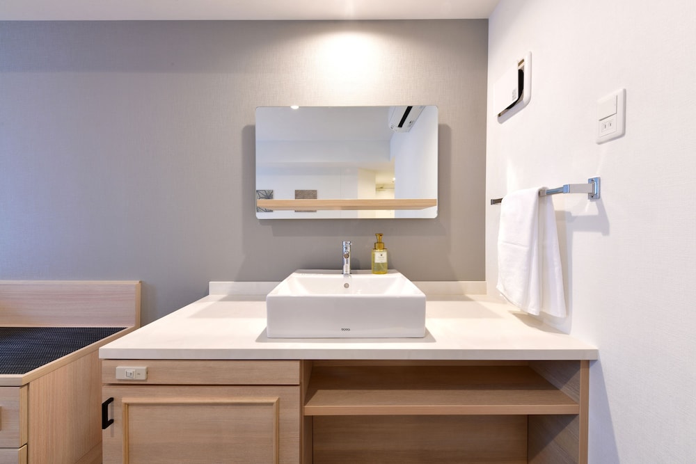 Vessel Inn Sakae Ekimae 49/66