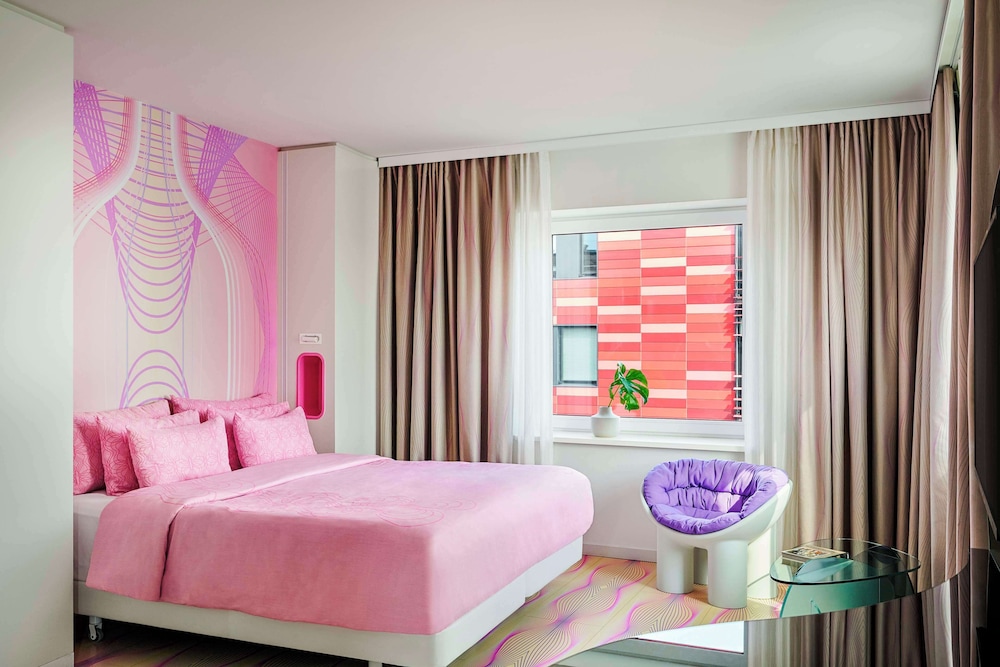 NHOW, PREMIUM, RIVER VIEW