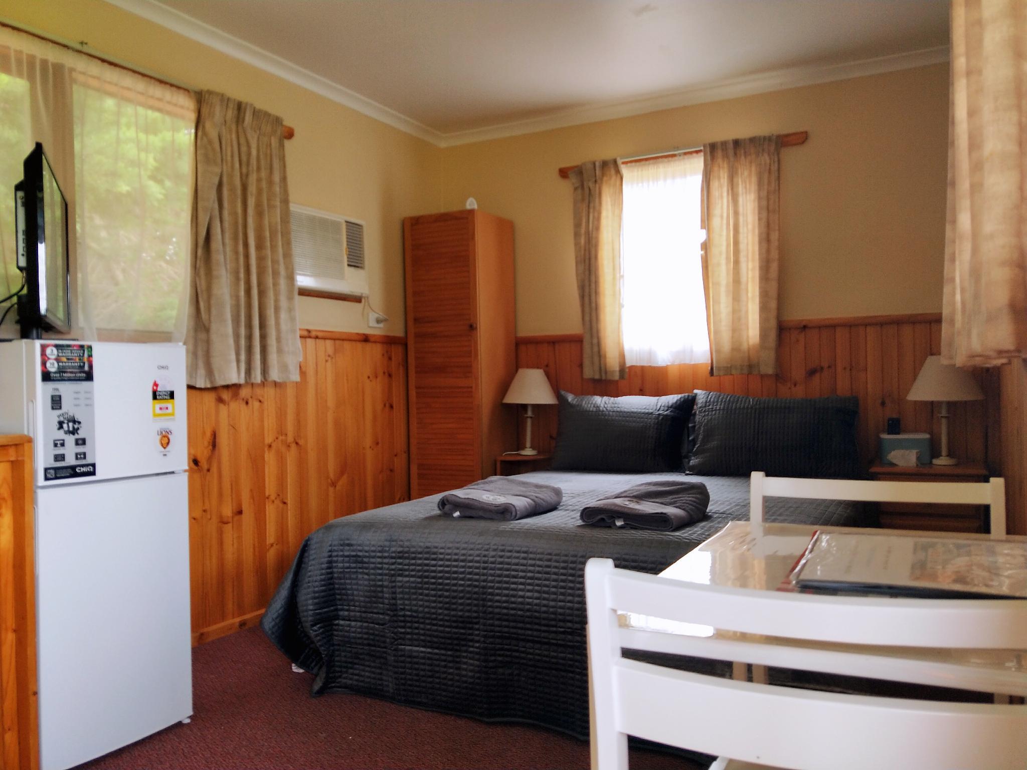 Cottage, Queen Bed, Country View, Pet Friendly