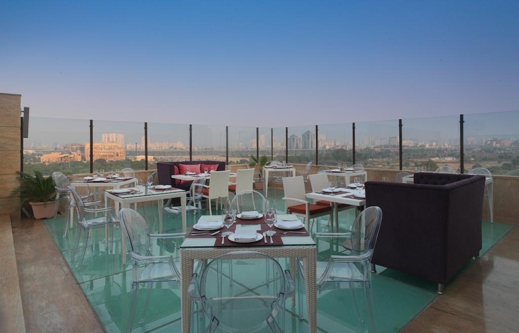 Peppermint Hotel Jaipur 34/36