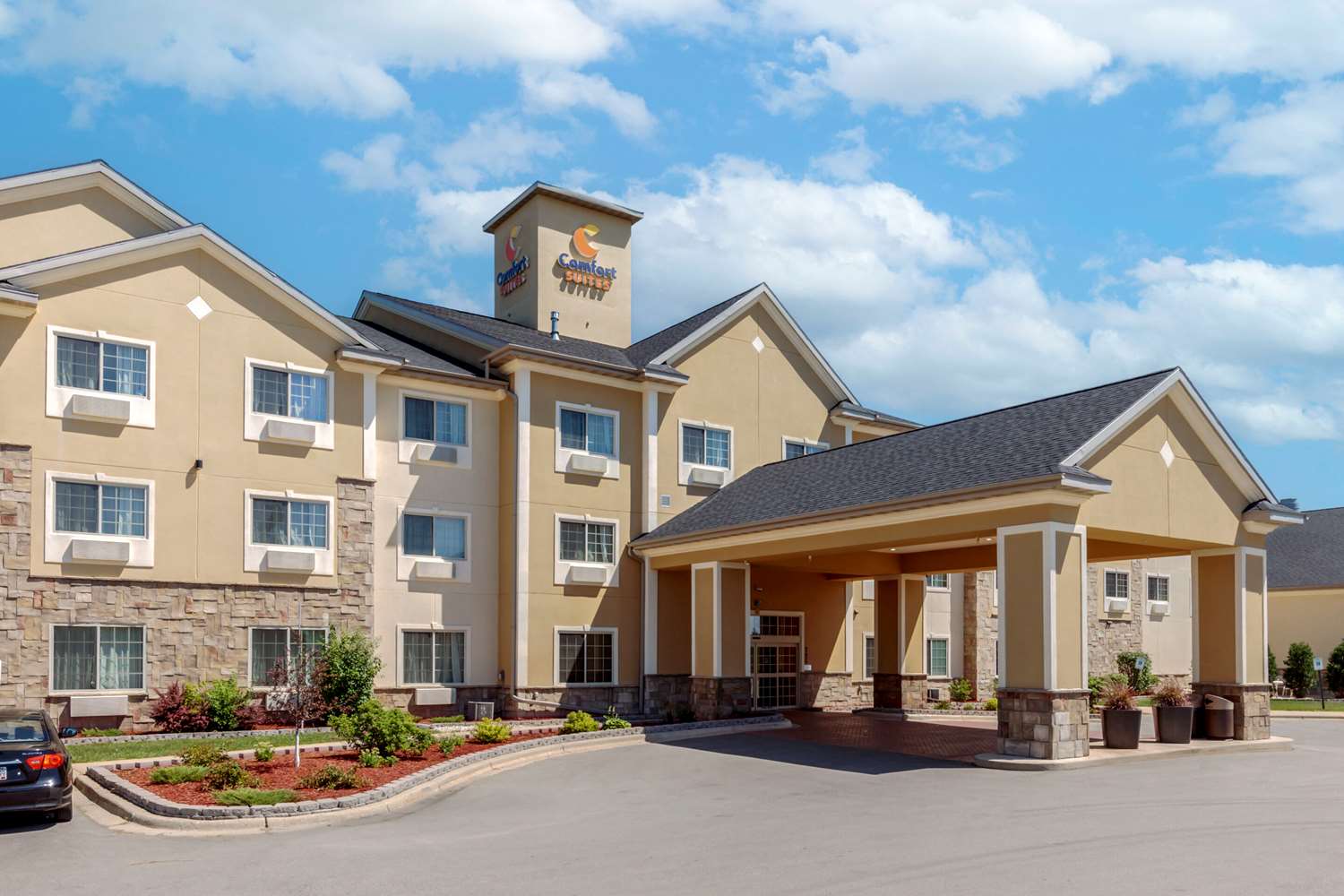Comfort Suites Johnson Creek Conference Center 20/23