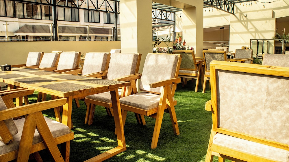 Kathmandu Business Hotel 46/61