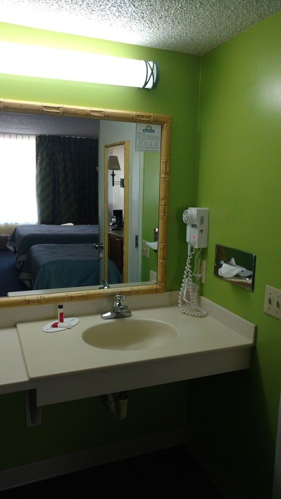 Rodeway Inn Davenport Champions Gate 19/33