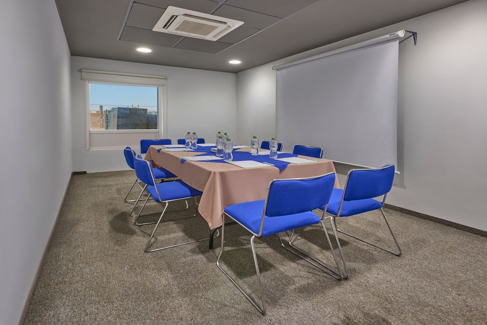 City Express Junior by Marriott Mexicali 37/50