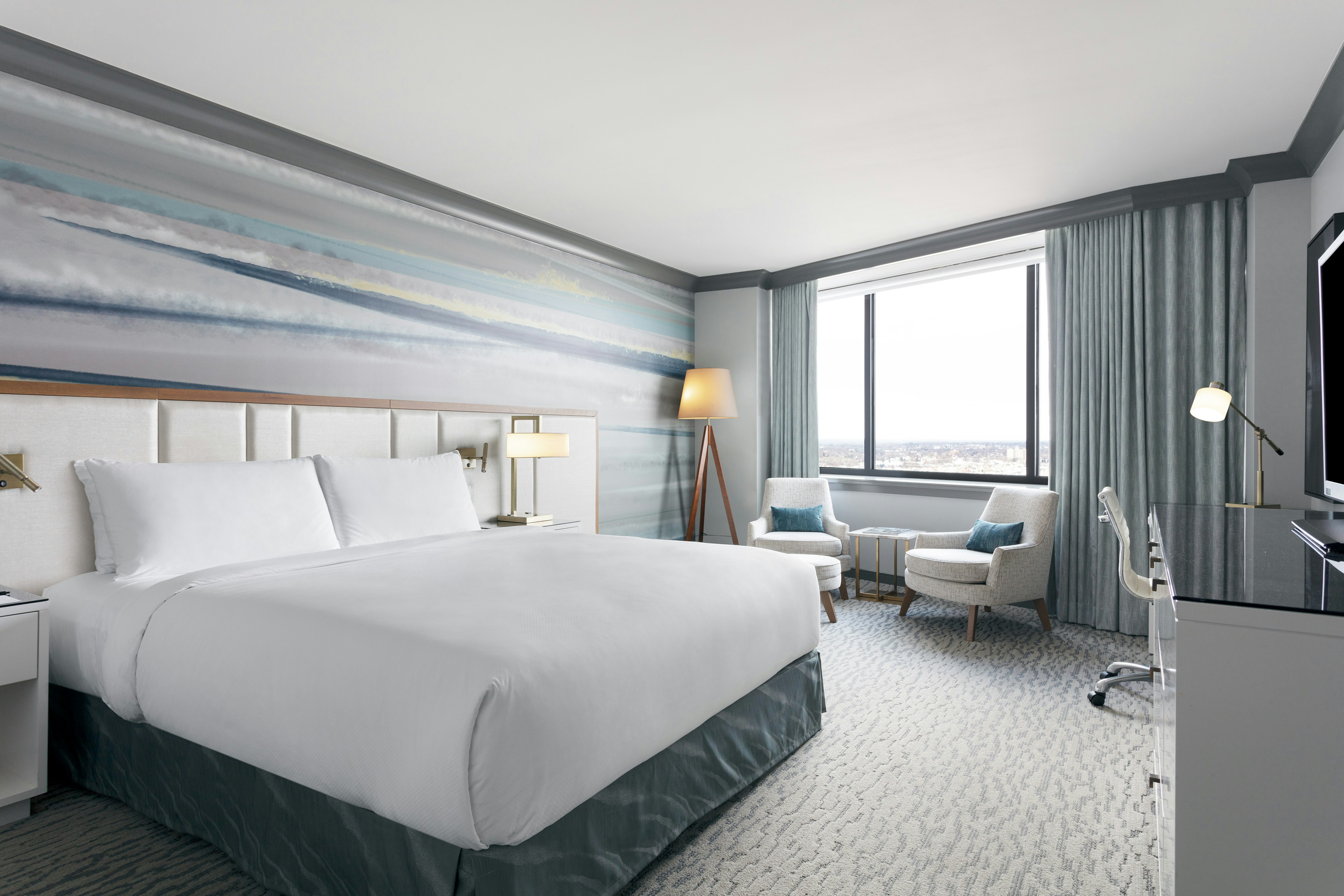 The Lofton Hotel Minneapolis, Tapestry Collection by Hilton 17/80