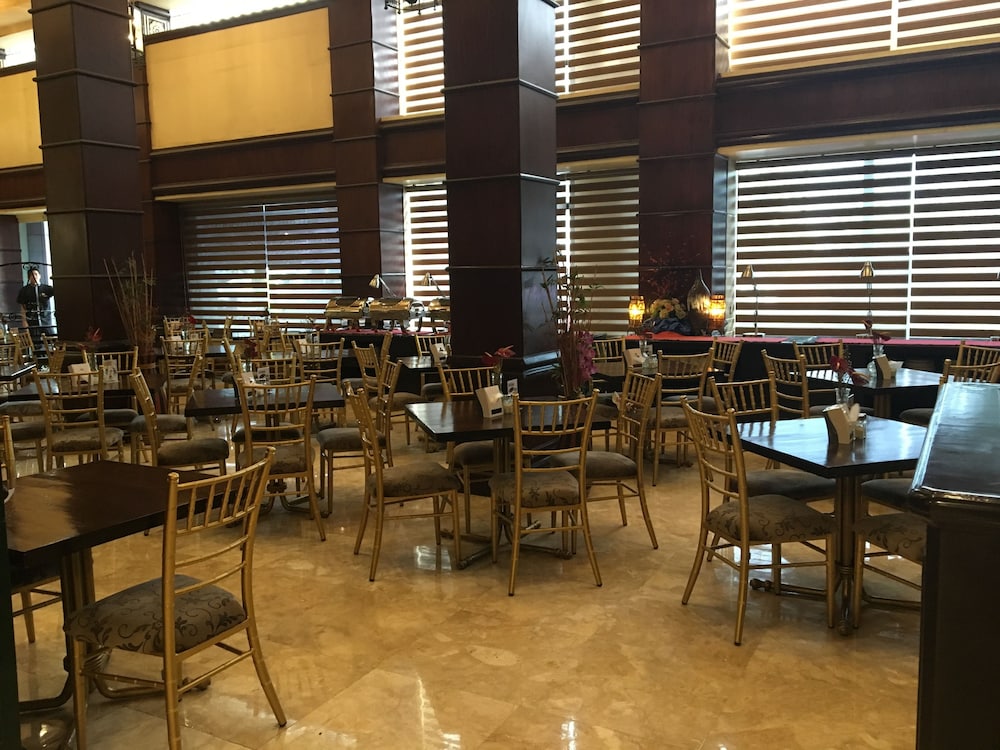 Bayview Park Hotel Manila 33/50