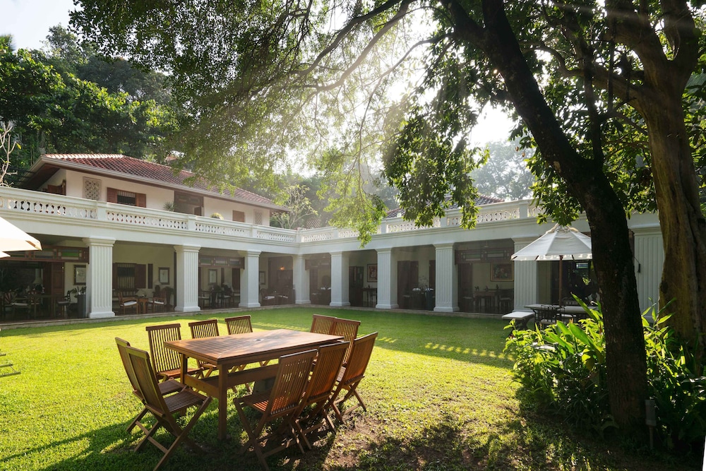 Taru Villas Kandy 37/50