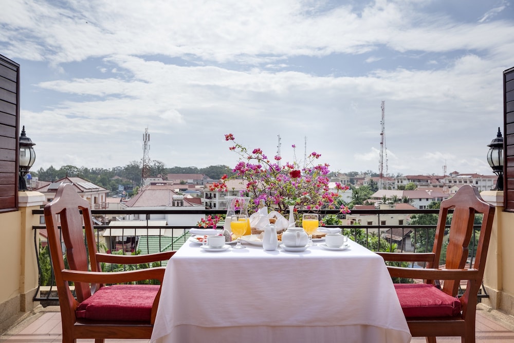 ANGKOR PARADISE HOTEL 35/50