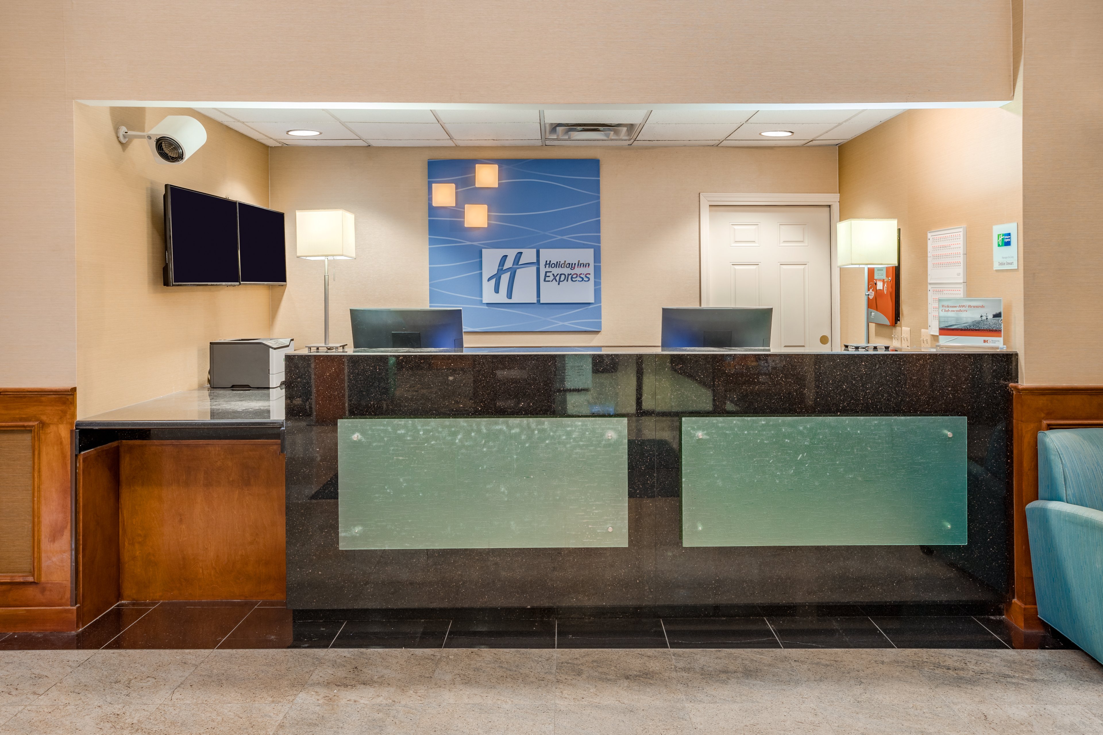 Holiday Inn Express Hotel Suites Canton 8/62