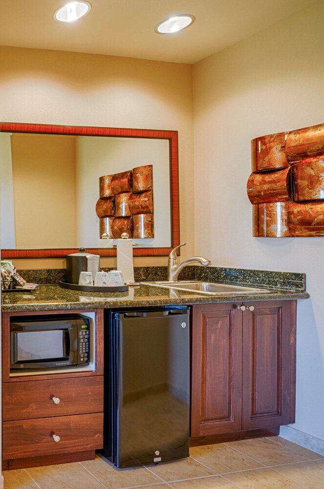 Hampton Inn & Suites Pinedale 9/42
