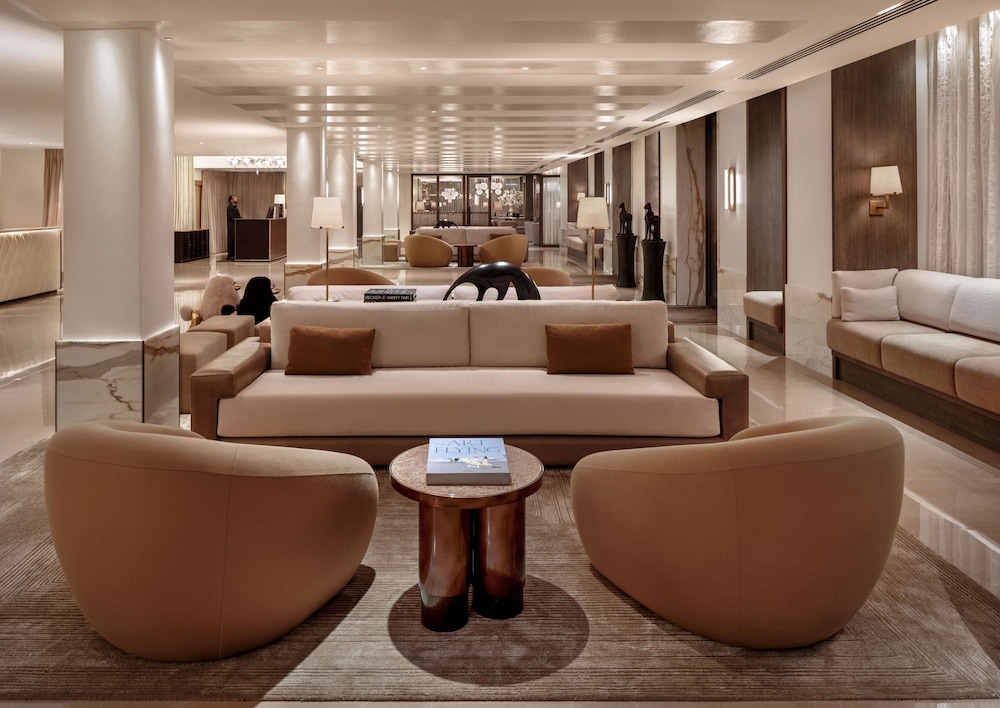 The May Fair Hotel, Mayfair, London 39/63