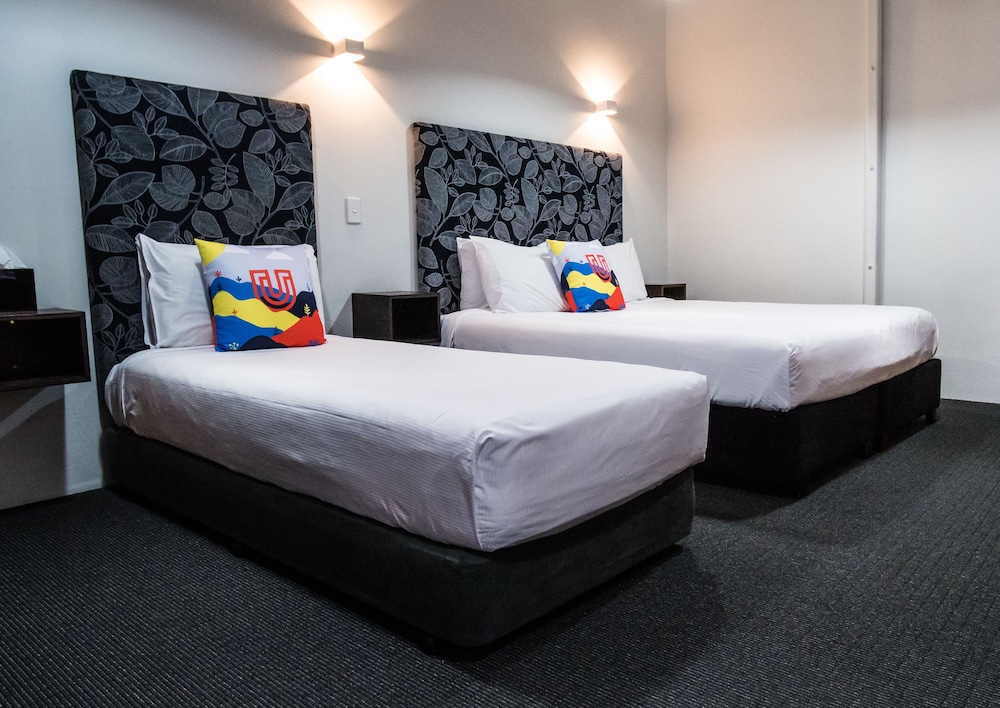 U Boutique Hotel Wellington, SureStay Collection by BW 14/68