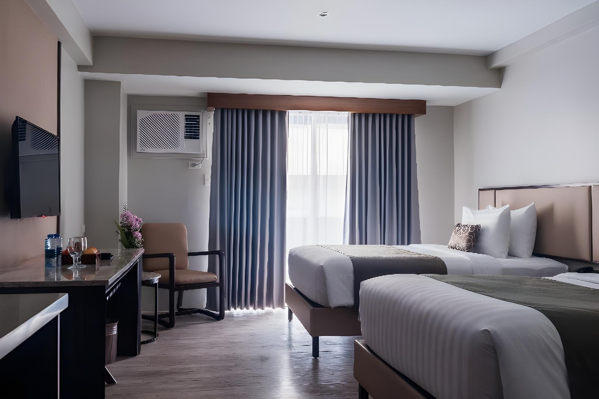 Deluxe, Double Bed, Pool Access