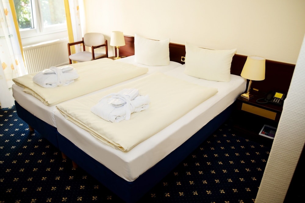 PARKHOTEL PAPENBURG 11/50