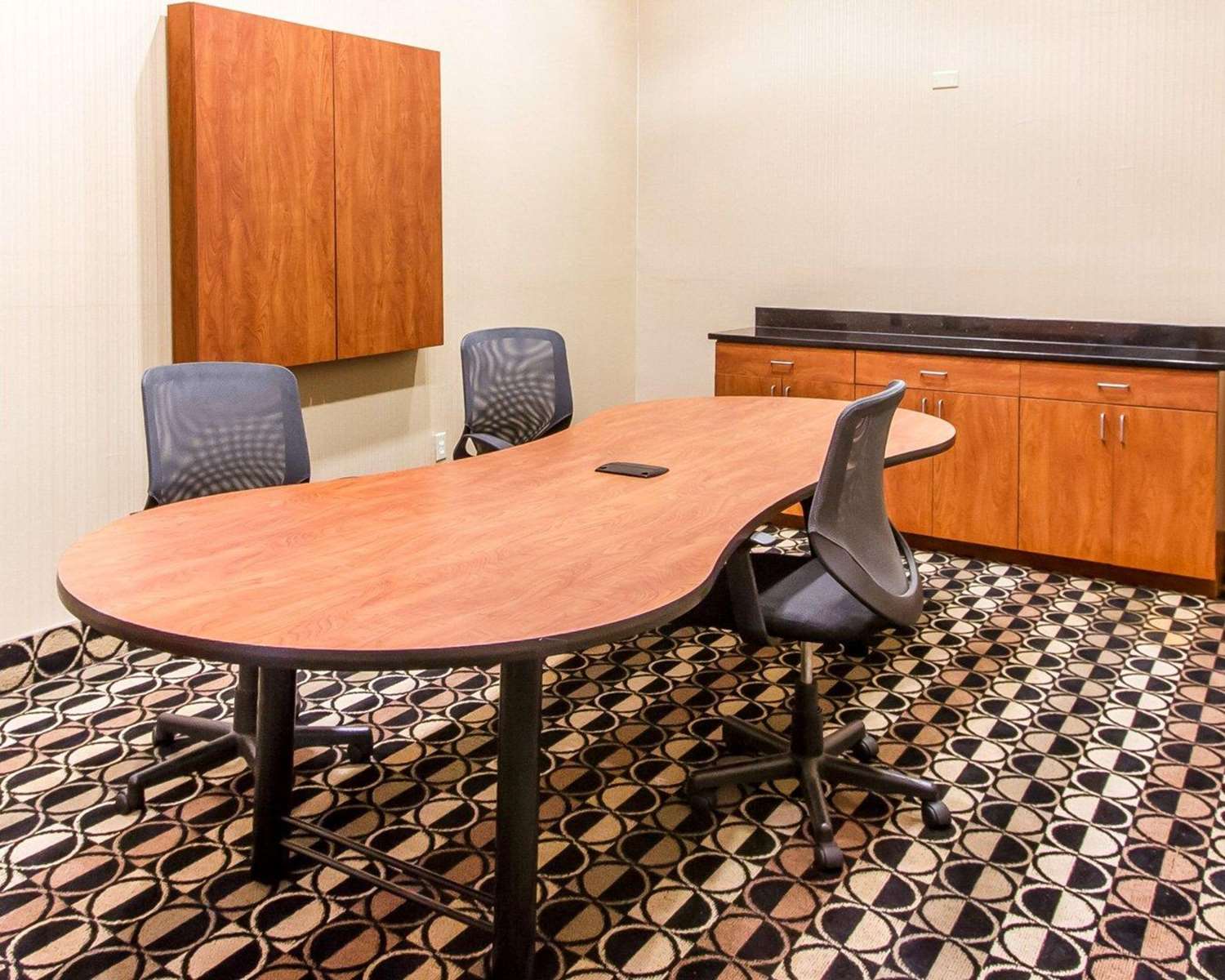 Quality Inn & Suites Greenville I-65 31/34