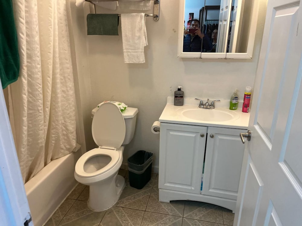 OYO Garden Inn and Suites Pearsall I-35 East 21/21