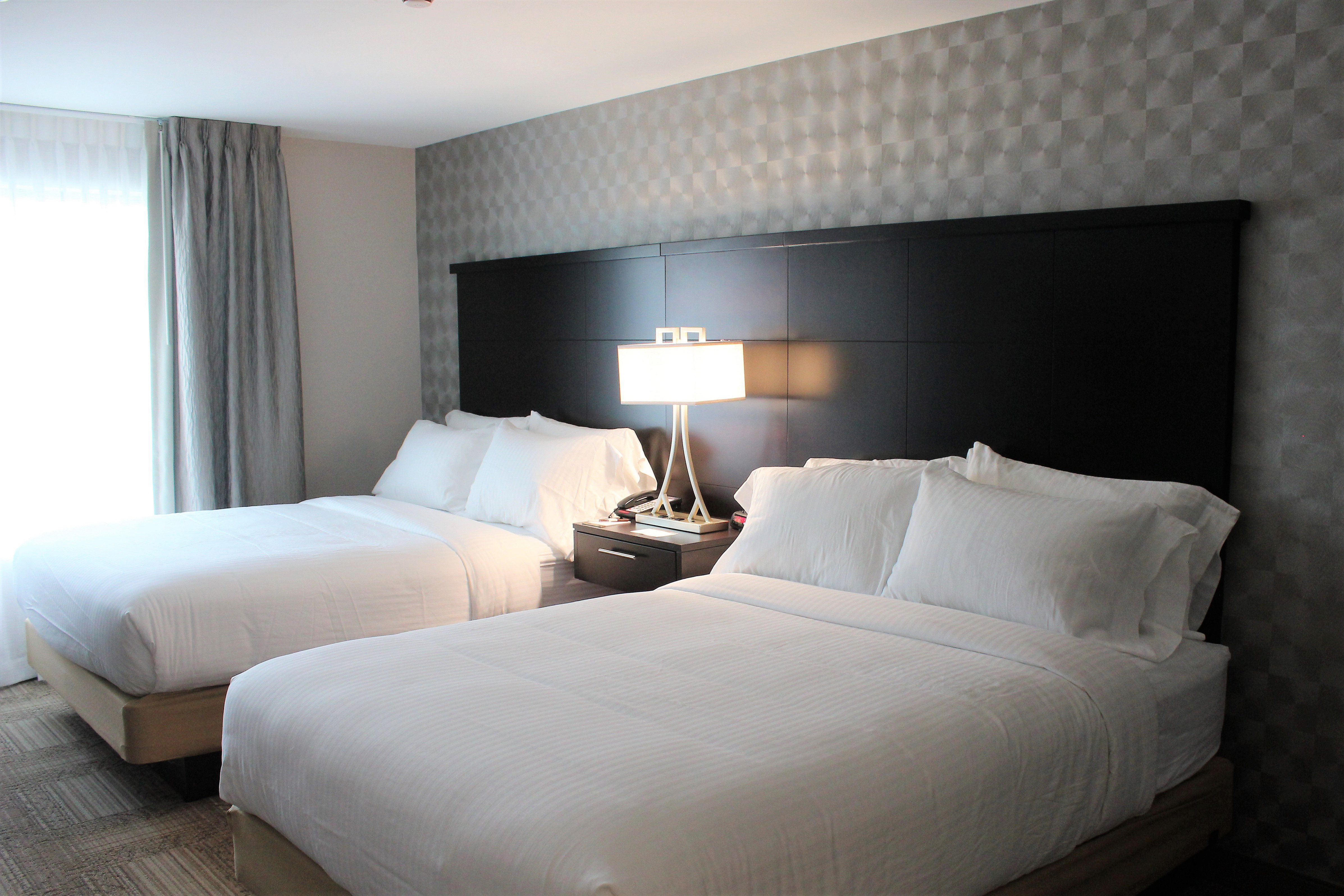 2 Bedrooms, Suite, 1 King and 2 Queen Beds