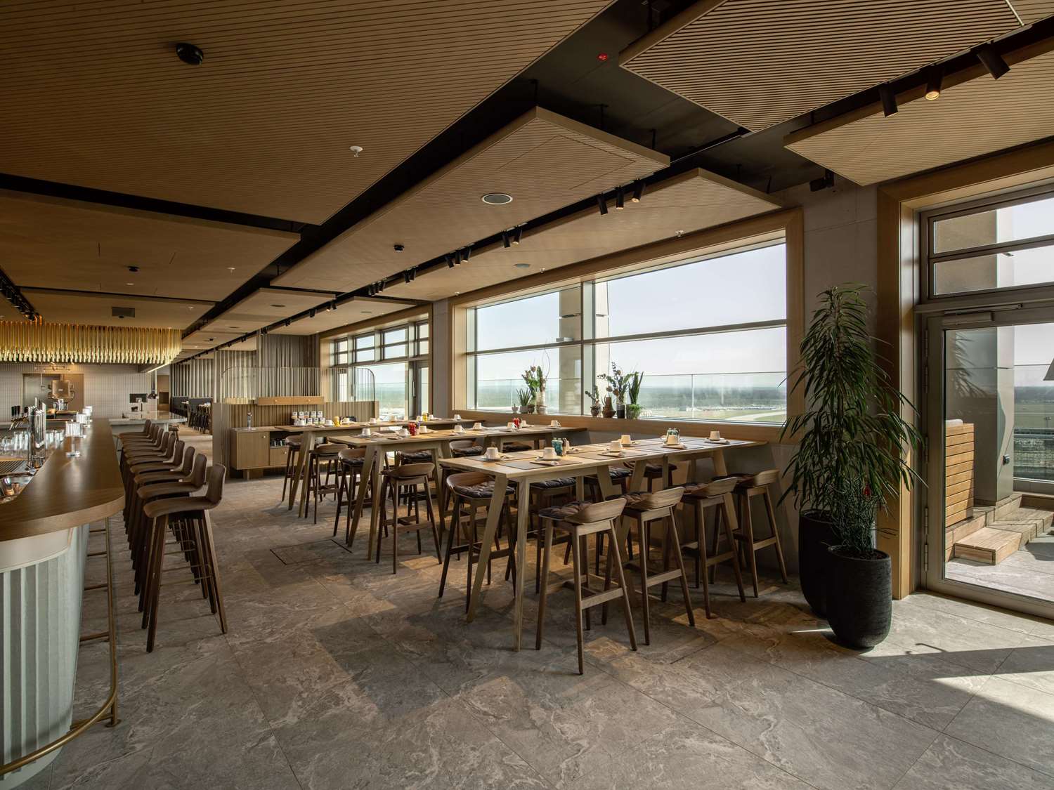 b'mine Frankfurt Airport, WorldHotels Crafted 55/65