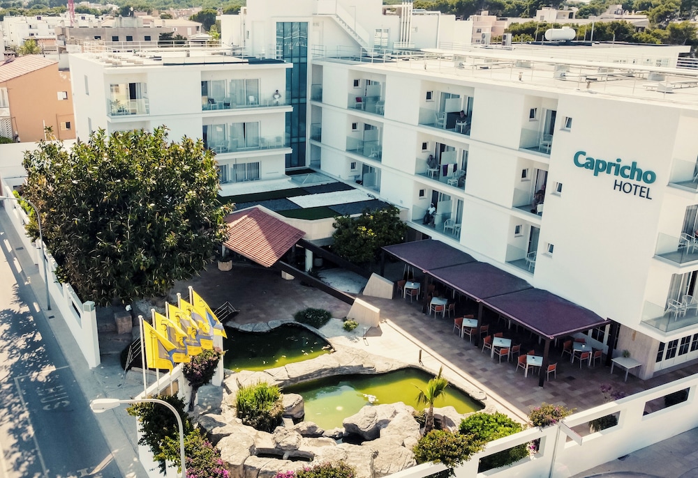 Hotel Capricho 4/60