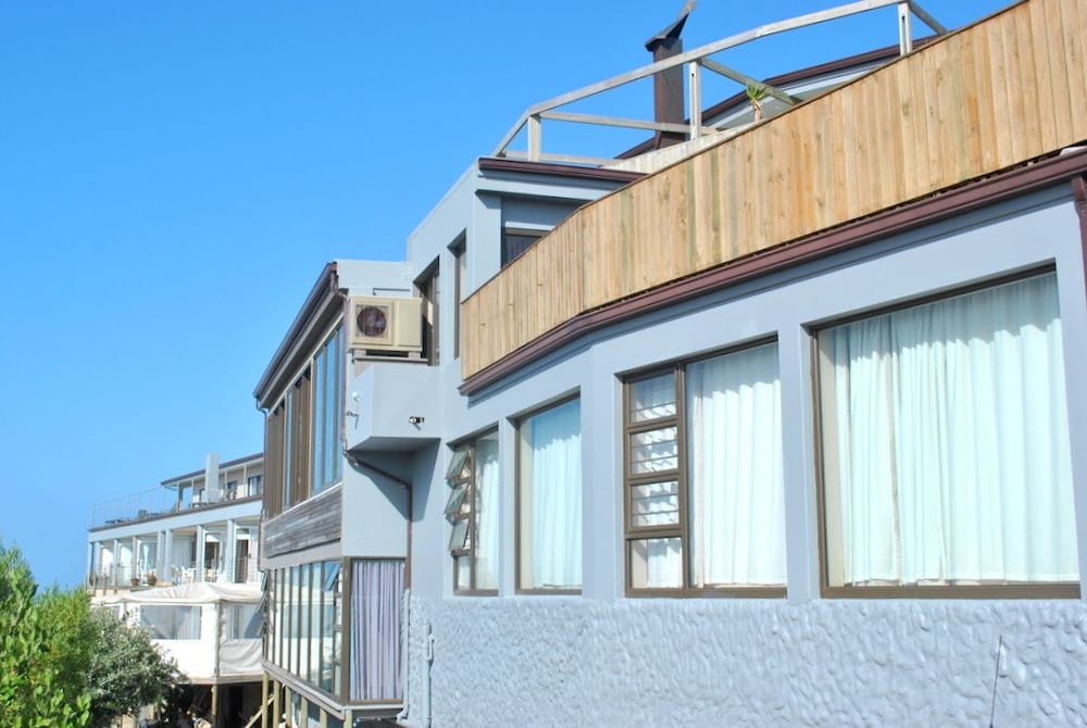 Wilderness Beach Resort 3/37
