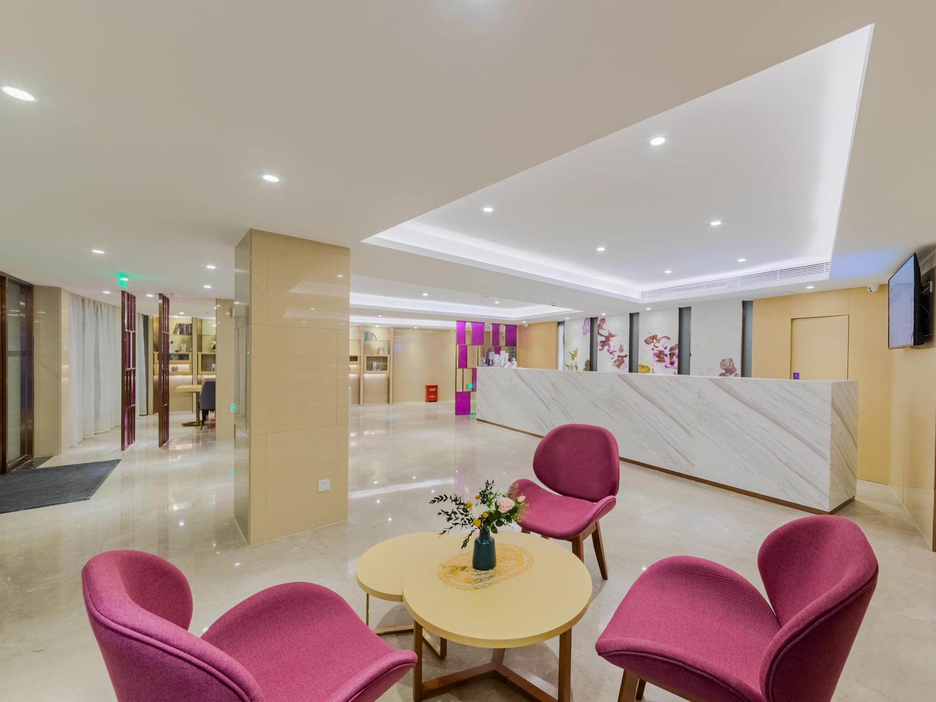 Lavande Hotel (Shenzhenwan Houhai Avenue) 30/45