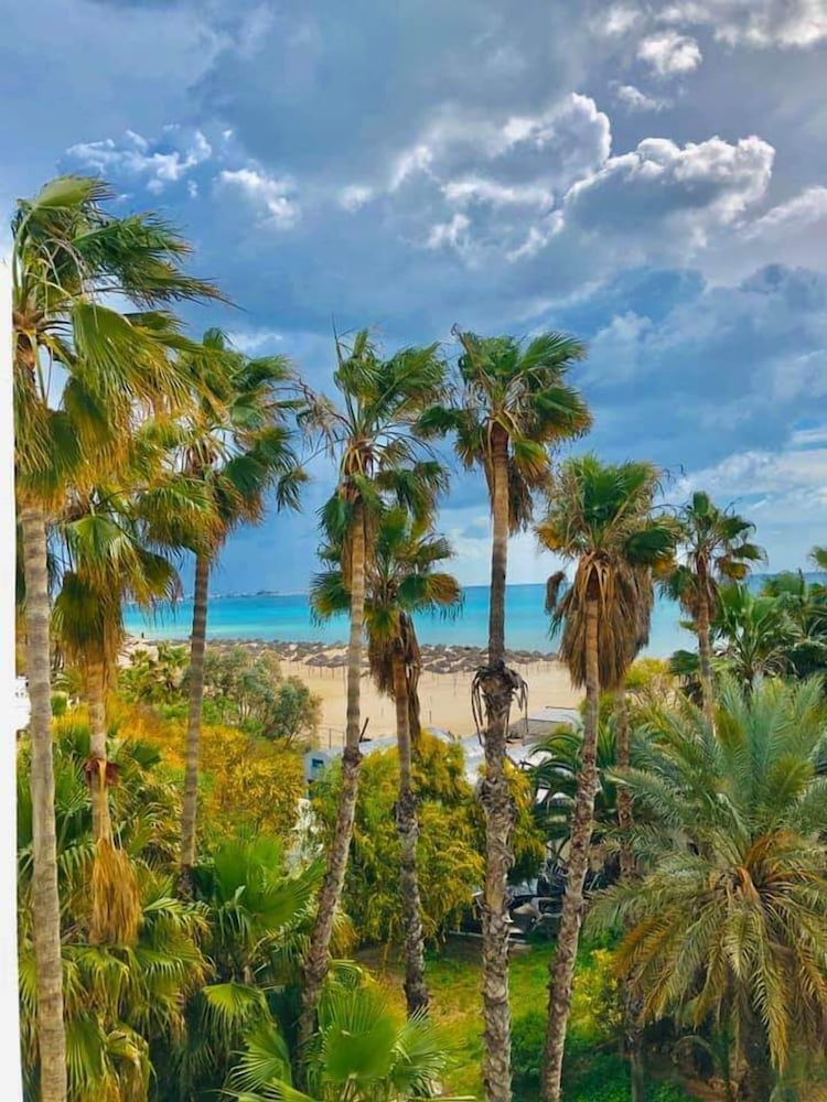 Regency Hammamet 12/15