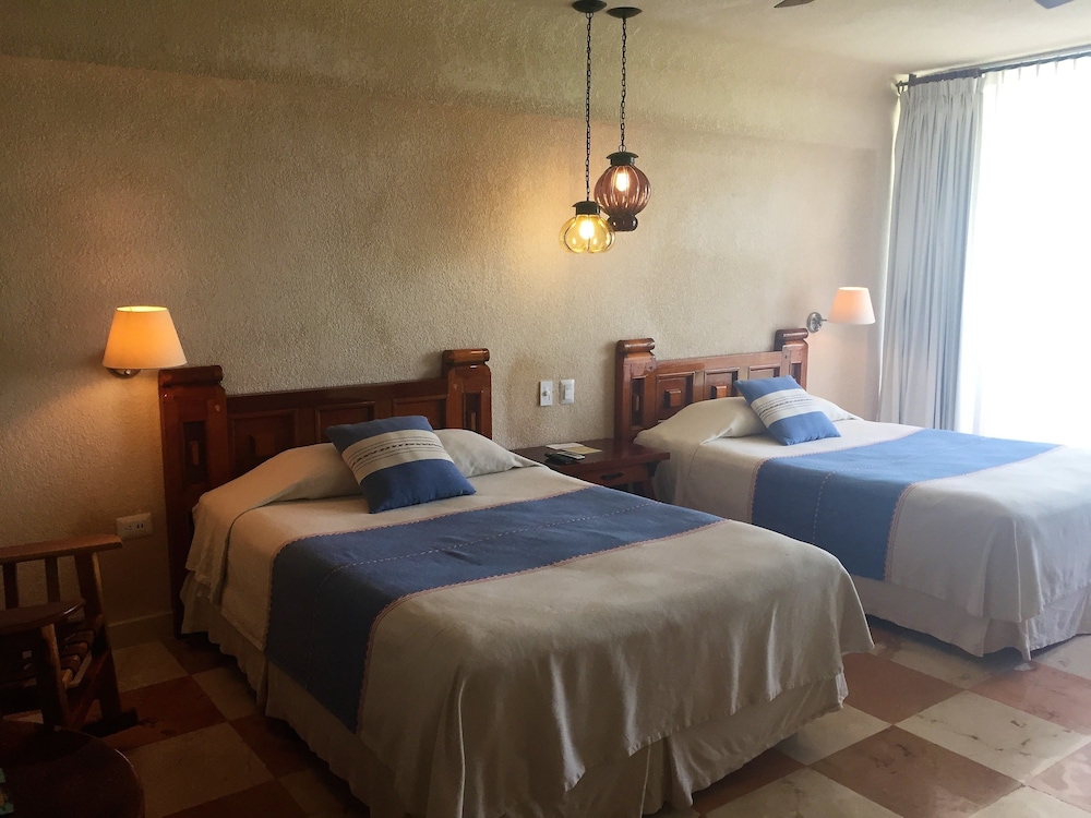 Mayaland Hotel And Bungalows 19/50