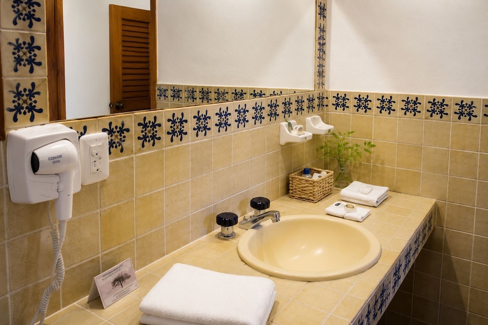 Hotel Santa Fe Puerto Escondido 49/50