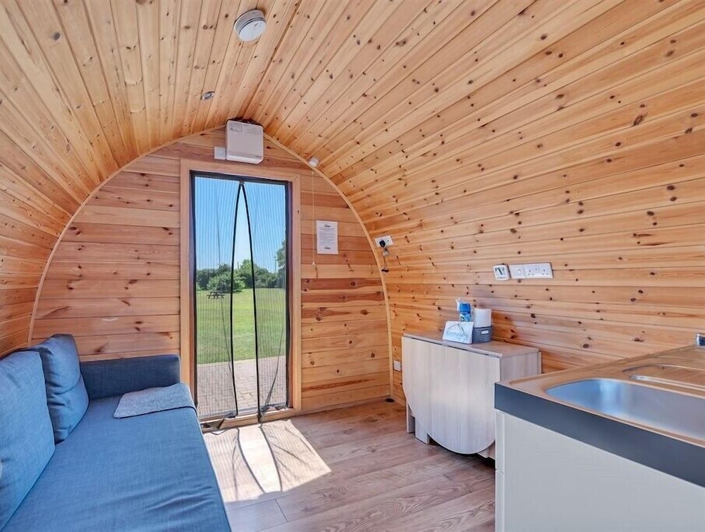 Cosy Camping Suffolk 5/29