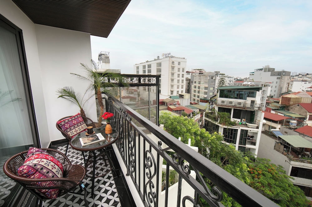 Acoustic Hotel And Spa 37/50