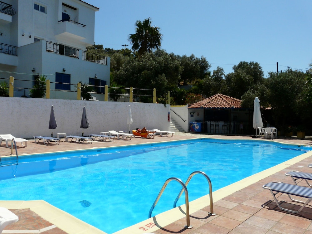 Anamar Skiathos 21/48