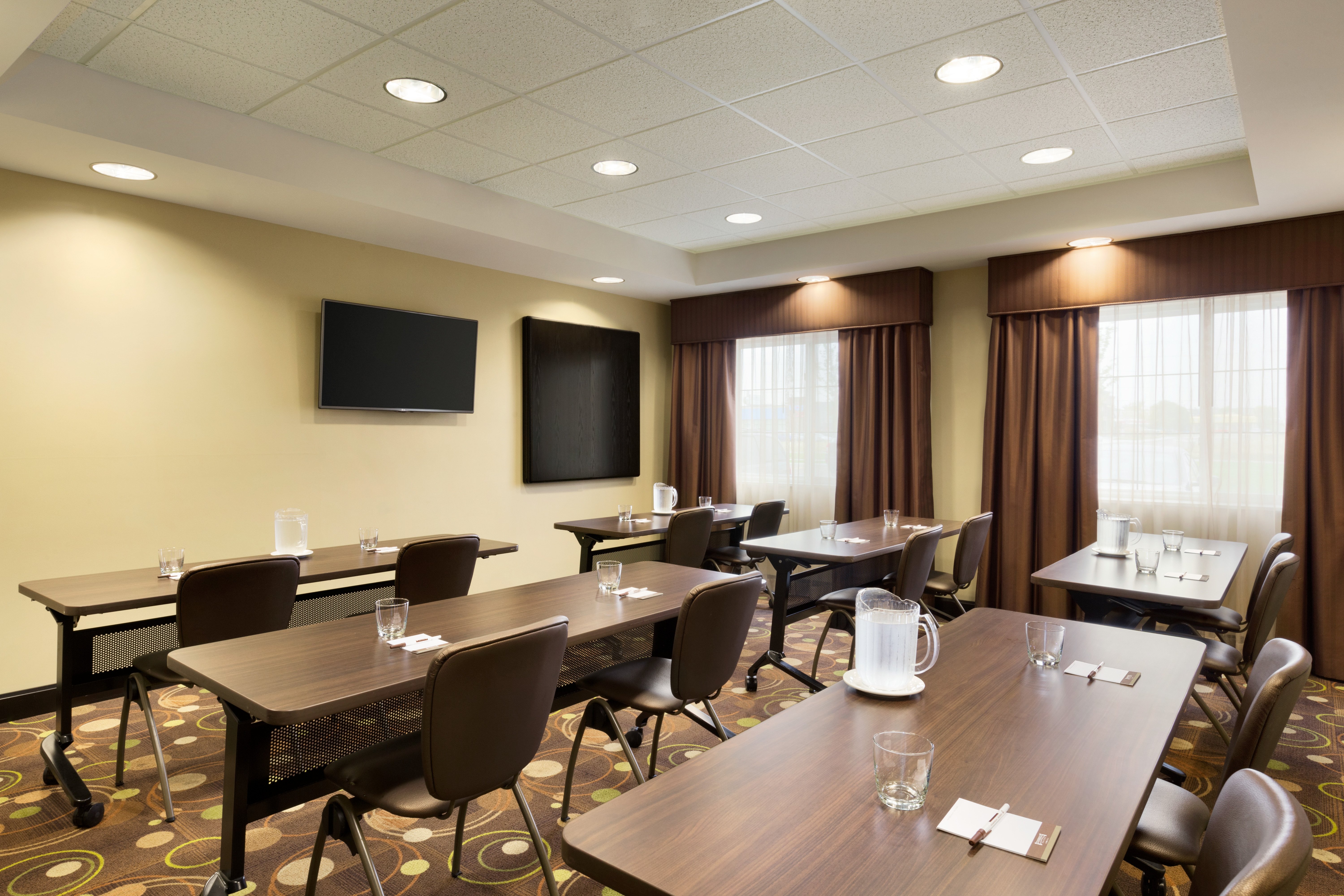 Staybridge Suites West Edmonton 69/78