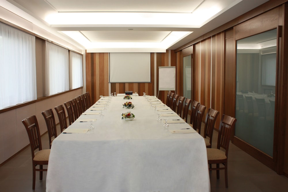 HOTEL RISTORANTE DONATO 62/73