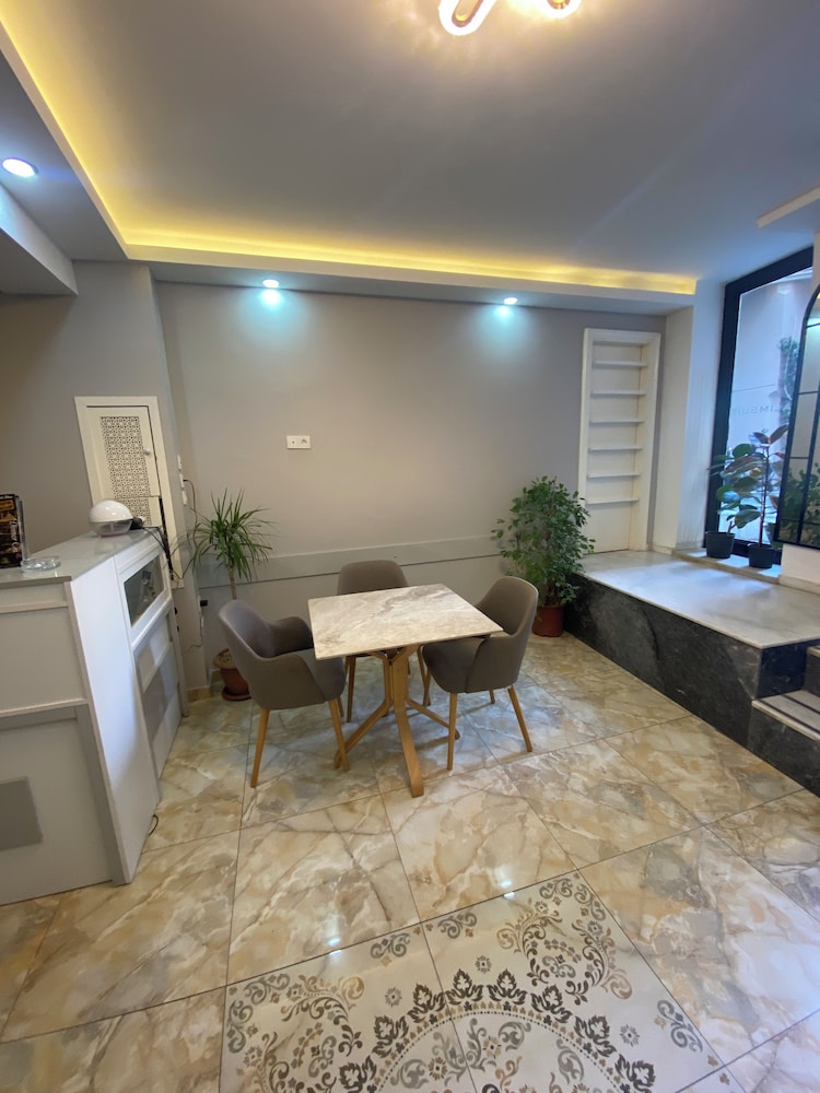 Taksim Cmlm Apart 35/50