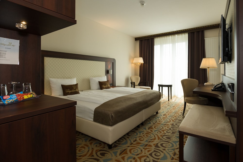 SUPERIOR, DOUBLE BED