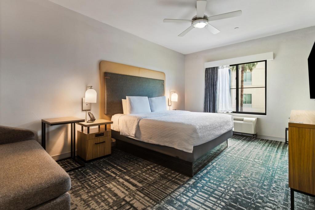 SUITE, 1 KING OR 2 QUEEN BEDS, ACCESSIBLE