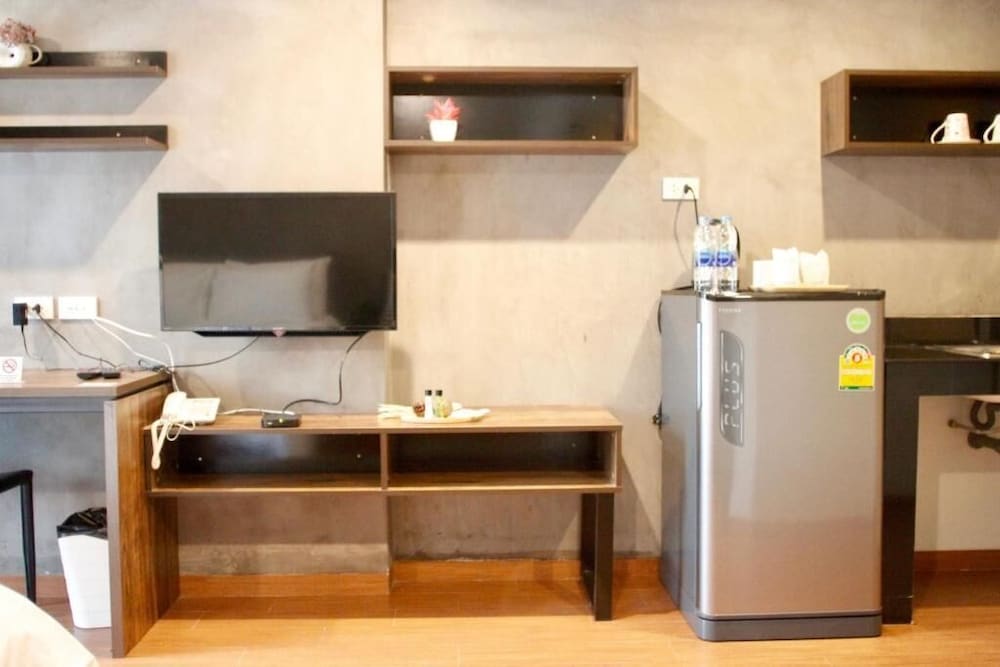 MY LOFT Hotel (ex MY LOFT 2 Ratchadapisek 36) 64/72